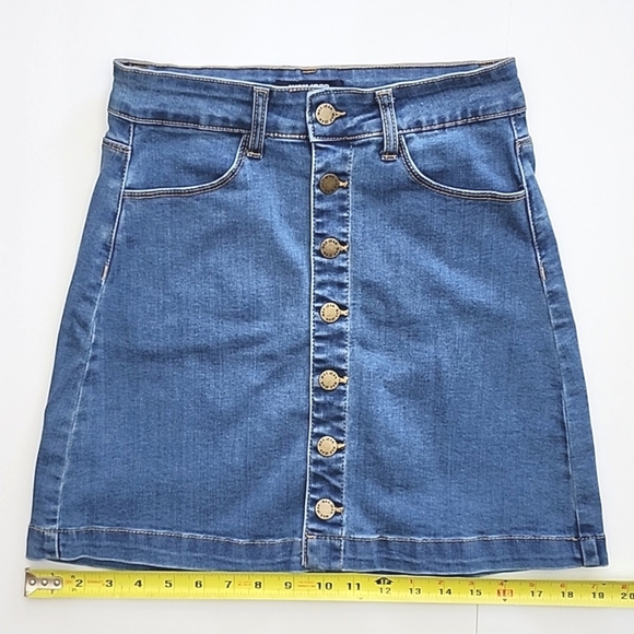 ⭐️3/ $30⭐️ Wax Jean Los Angeles California Blue Denim Jean Mini Skirt Size S - Picture 14 of 15
